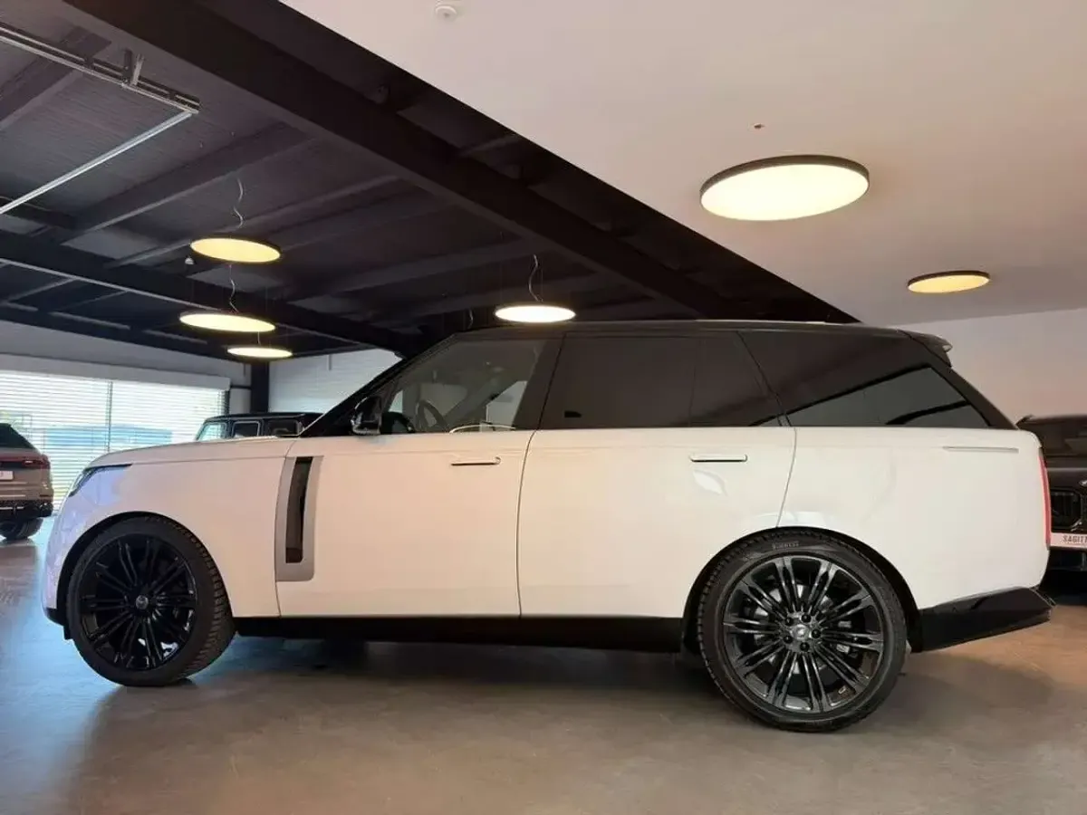 Gebraucht Land Rover Range Rover 615 PS (452 kW) 2024 Weiß SUV