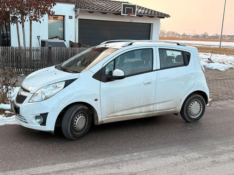 Weiß Gebraucht 2010 Chevrolet Spark LS Kleinwagen | 750 € (Superpreis) - Bild 1/4