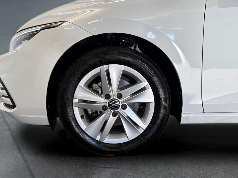 Weiß Gebraucht 2021 VW Golf VIII Kombi | 20.349 € (Superpreis) - Bild 1/1