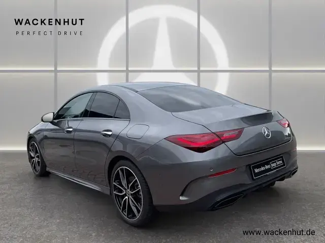 Gebraucht Mercedes CLA200 AMG 163 PS (119 kW) 2025 Grau Coupé