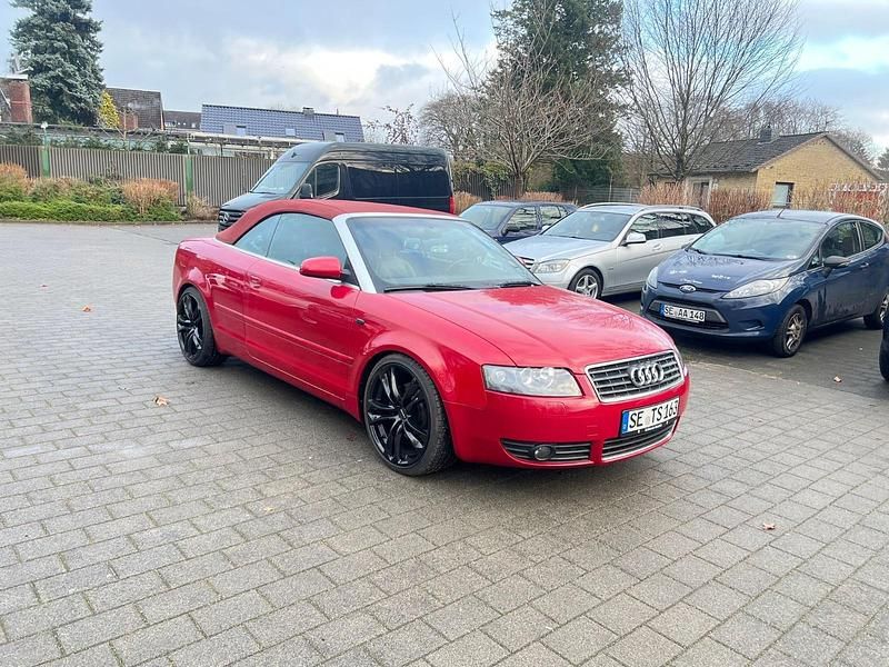 Gebraucht Audi A4 Cabriolet 220 PS (161 kW) 2004 Rot Cabrio