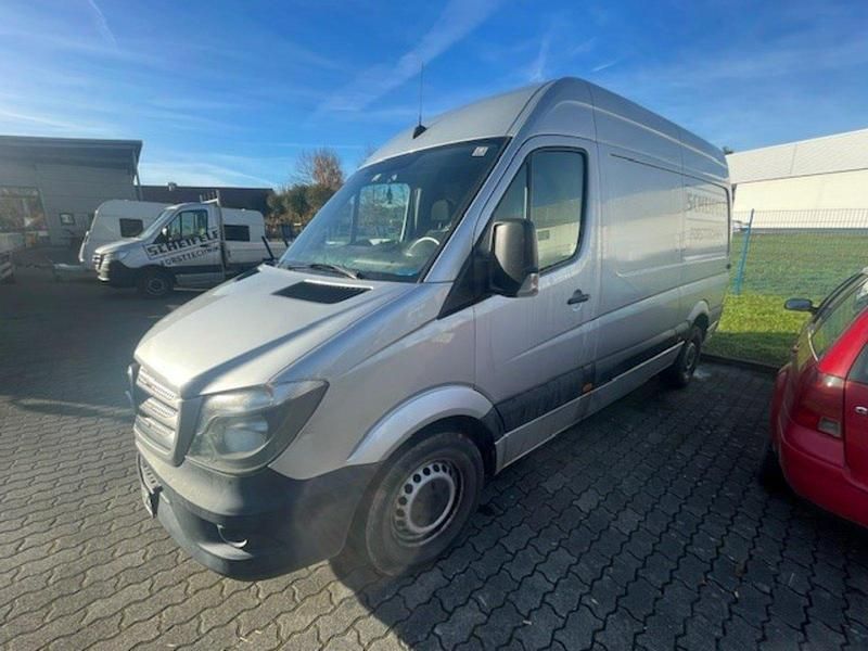 Silber Gebraucht 2017 Mercedes 316 Van | 10.900 € (Superpreis) - Bild 1/4