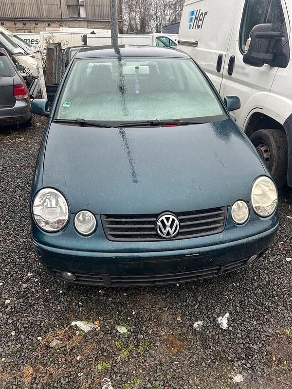 Gebraucht VW Polo 75 PS (55 kW) 2005 Grün Kleinwagen