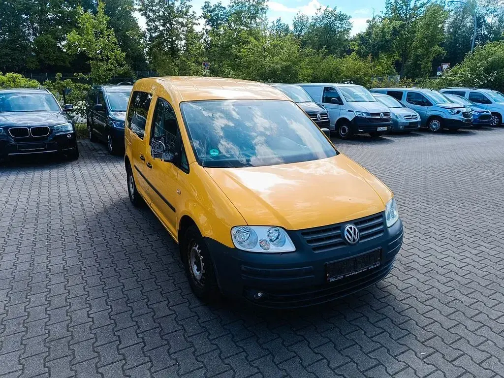 Usata VW Caddy 69 CV (50 kW) 2007 Giallo Monovolume