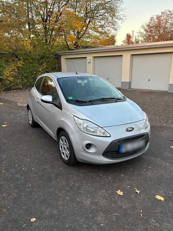 Gebraucht Ford Ka Champions Edition 69 PS (50 kW) 2013 Silber Kleinwagen
