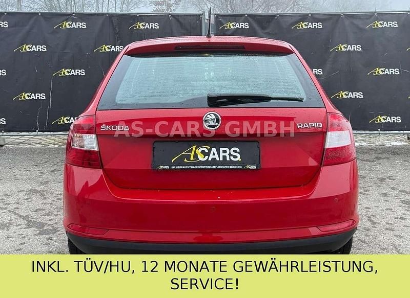 Gebraucht Skoda Rapid 86 PS (63 kW) 2015 Rot Limousine