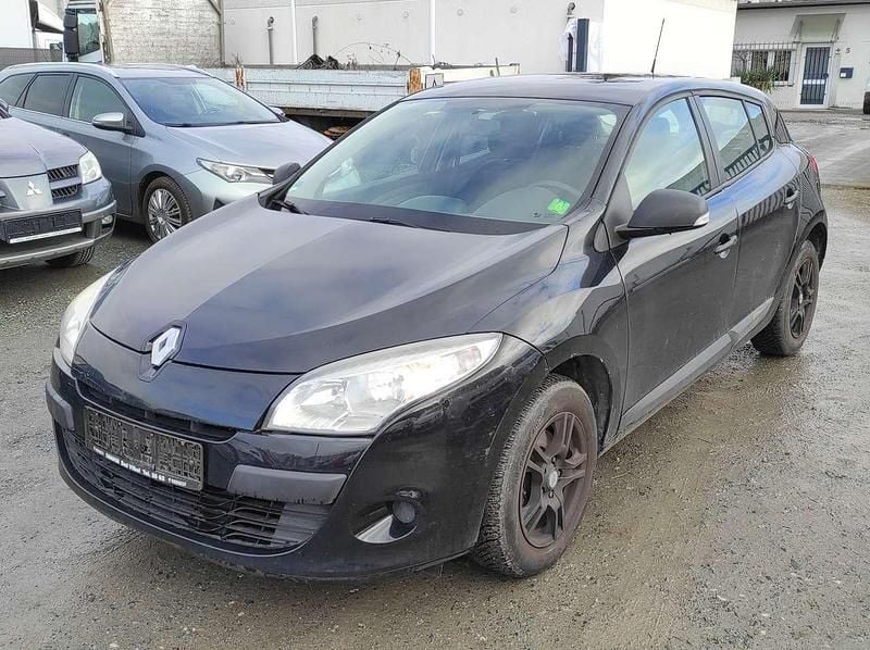 Gebraucht Renault Mégane III 101 PS (74 kW) 2011 Sternenschwarz Kleinwagen