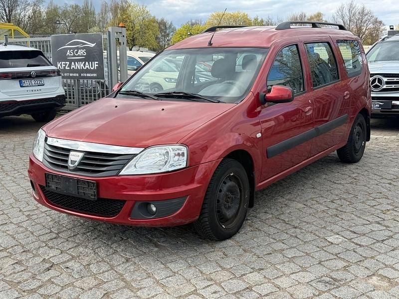 Gebraucht Dacia Logan Lauréate 86 PS (63 kW) 2009 Rot Kombi