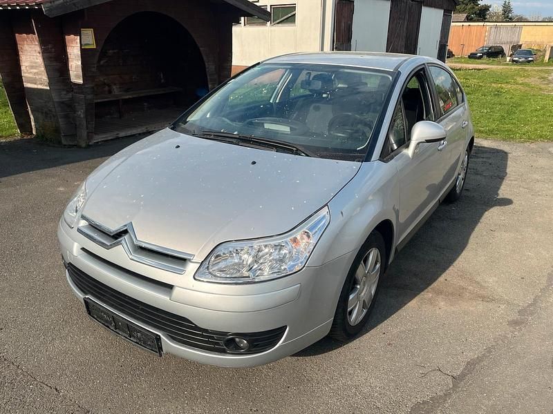 Gebraucht Citroën C4 108 PS (79 kW) 2006 Silber Limousine