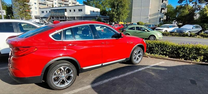 Gebraucht BMW X4 xLine 258 PS (189 kW) 2015 Rot SUV