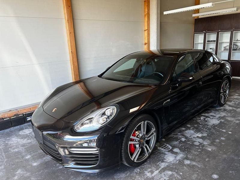 Gebraucht Porsche Panamera GTS 441 PS (324 kW) 2014 Schwarz Limousine