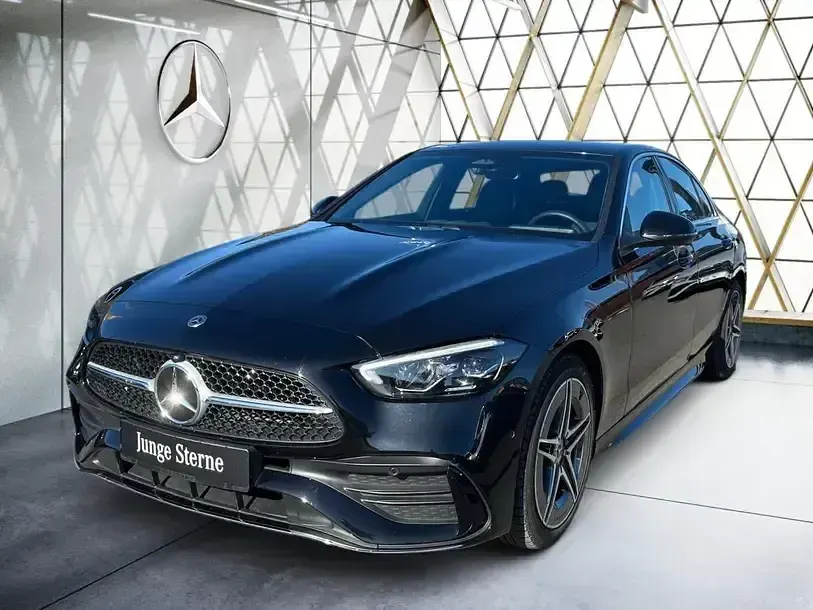 Gebraucht Mercedes C300 AMG 265 PS (194 kW) 2025 Schwarz Limousine