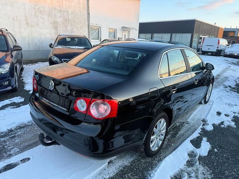 Gebraucht VW Jetta Comfortline 140 PS (102 kW) 2007 Schwarz Limousine