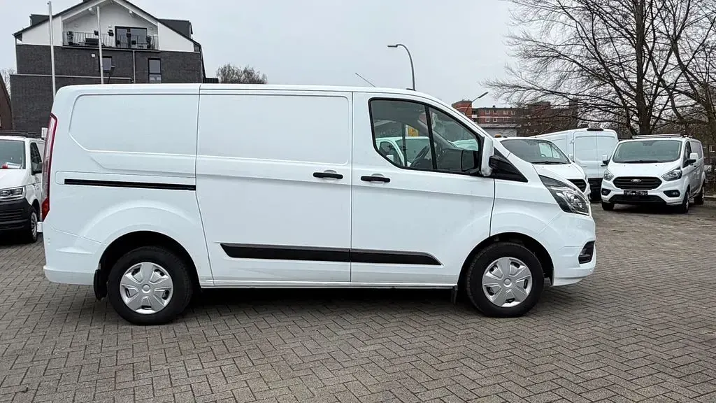 Gebraucht Ford Transit Custom Trend 131 PS (96 kW) 2021 Weiß Van / Kleinbus
