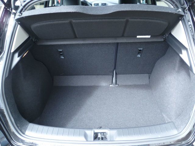 Gebraucht Nissan Pulsar N-Connecta 116 PS (85 kW) 2016 Schwarz metallic Limousine