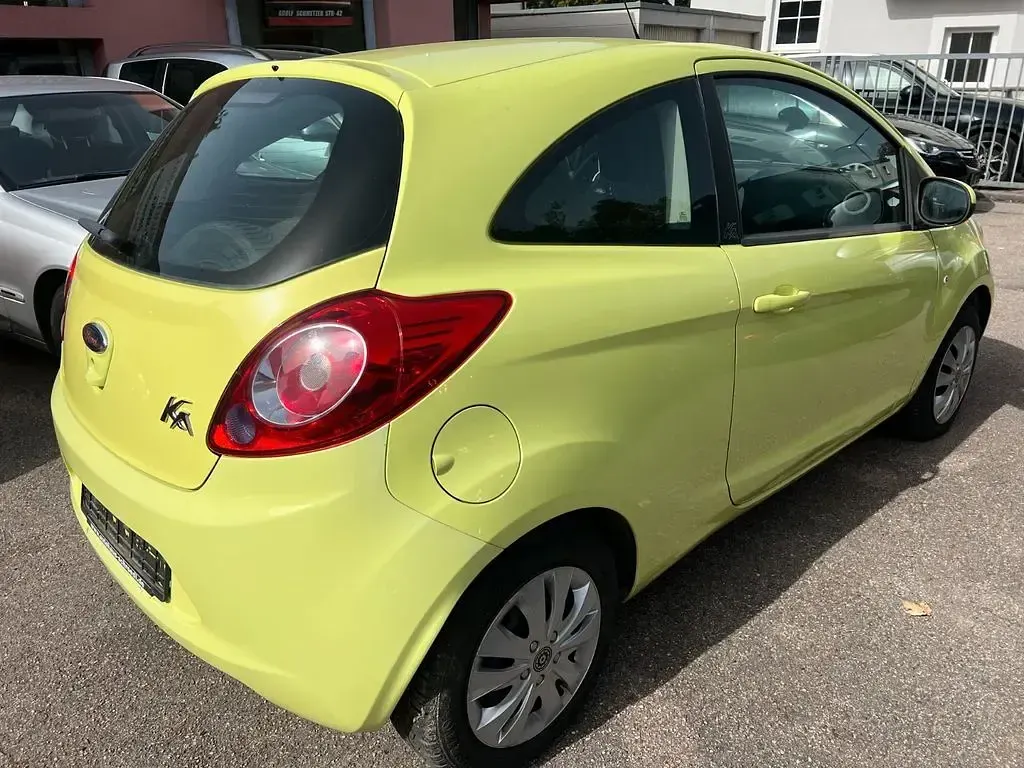 Gebraucht Ford Ka Trend 69 PS (50 kW) 2011 Gelb Kleinwagen