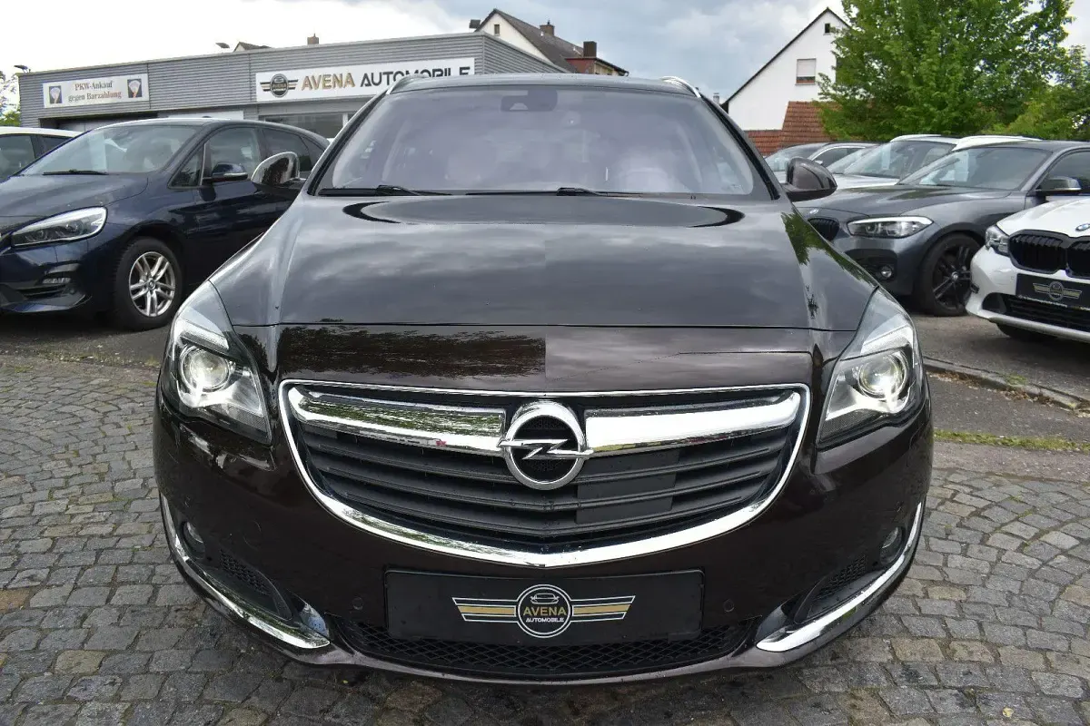 Gebraucht Opel Insignia Innovation 136 PS (100 kW) 2016 Braun Kombi