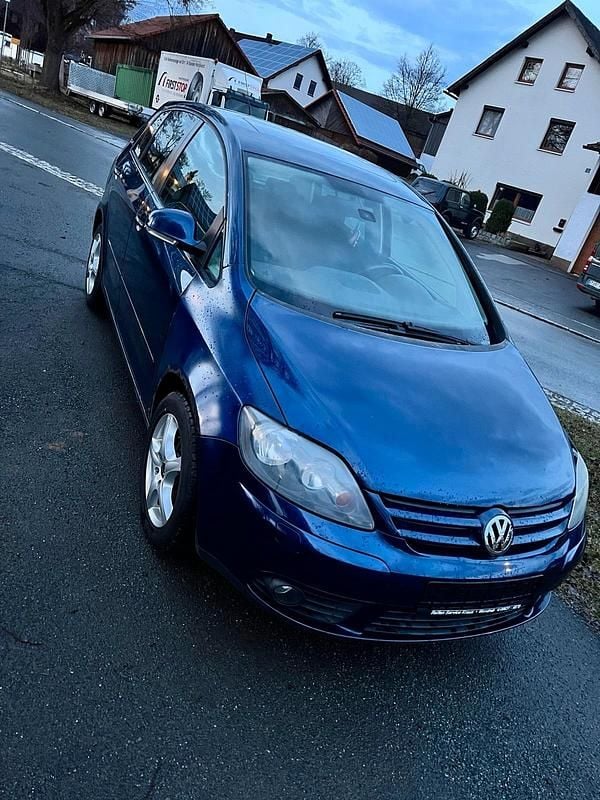 Gebraucht VW Golf V 105 PS (77 kW) 2007 Blau Limousine