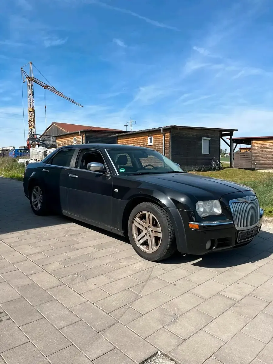 Gebraucht Chrysler 300C 218 PS (160 kW) 2009 Schwarz Limousine