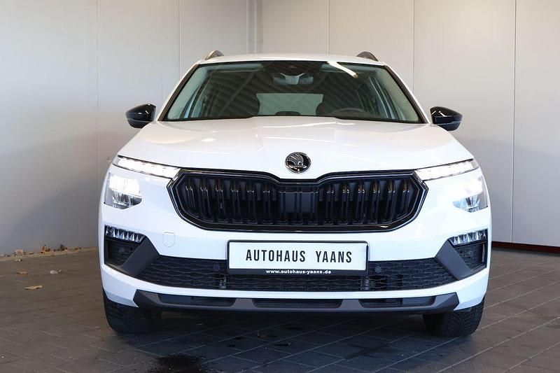 Gebraucht Skoda Kamiq Selection 95 PS (69 kW) 2024 Bila moon/moon white SUV