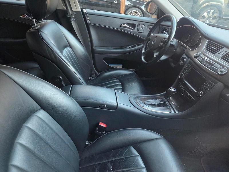 Gebraucht Mercedes CLS500 306 PS (225 kW) 2005 Grau Limousine