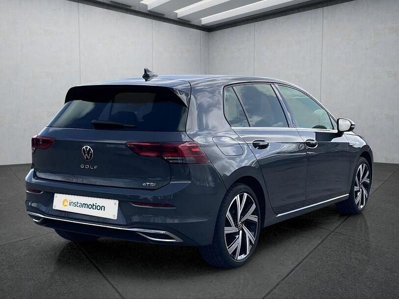 Gebraucht VW Golf VIII 150 PS (110 kW) 2023 Grau Kleinwagen
