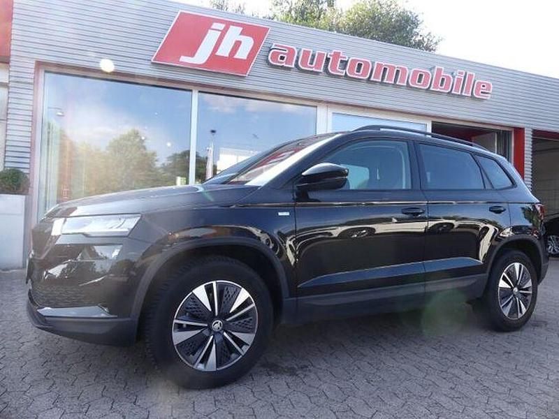 Schwarz Gebraucht 2023 Skoda Karoq Tour SUV | 27.700 € (Guter Preis) - Bild 1/4