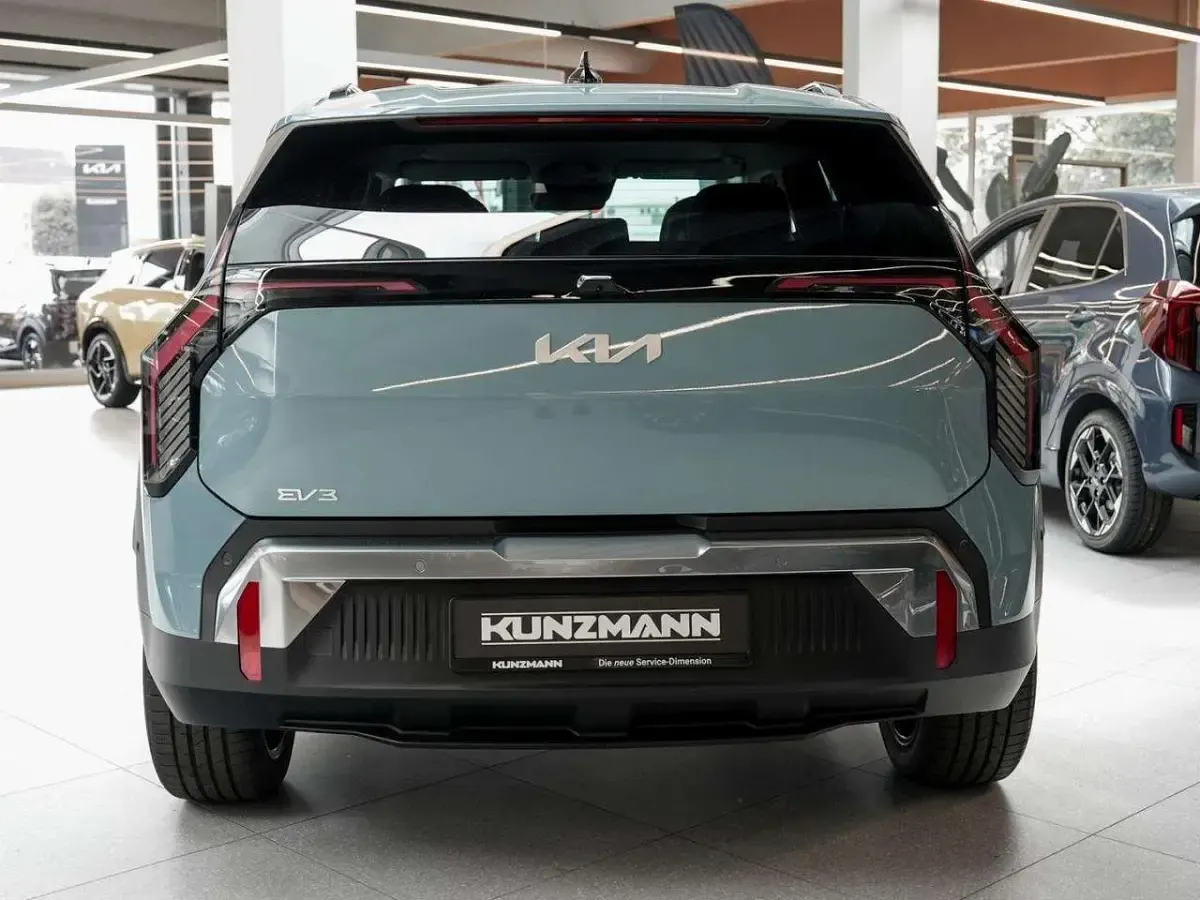 Neu Kia EV3 Earth 150 kW (204 PS) 2026 Frostblau SUV