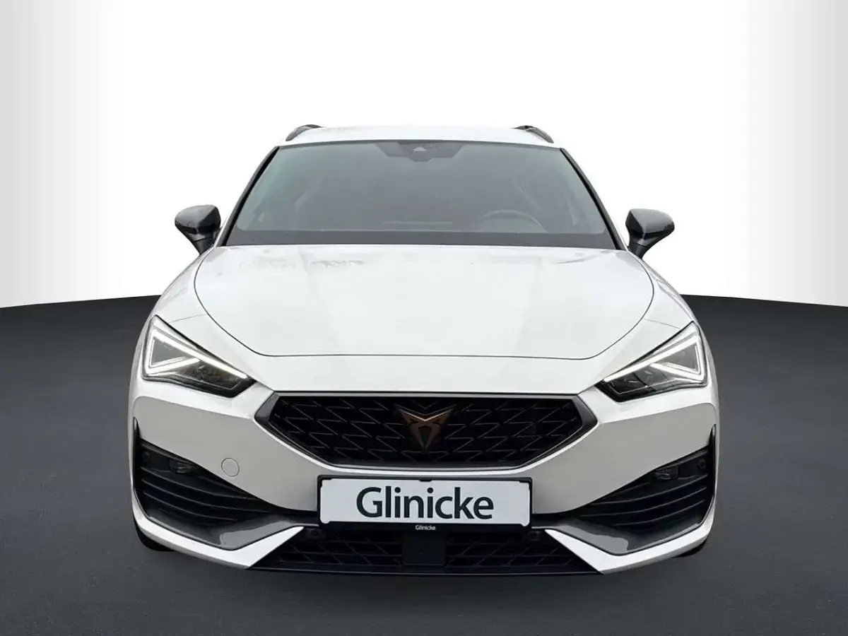 Gebraucht Cupra Leon 150 PS (110 kW) 2024 "candy" weiss Kombi