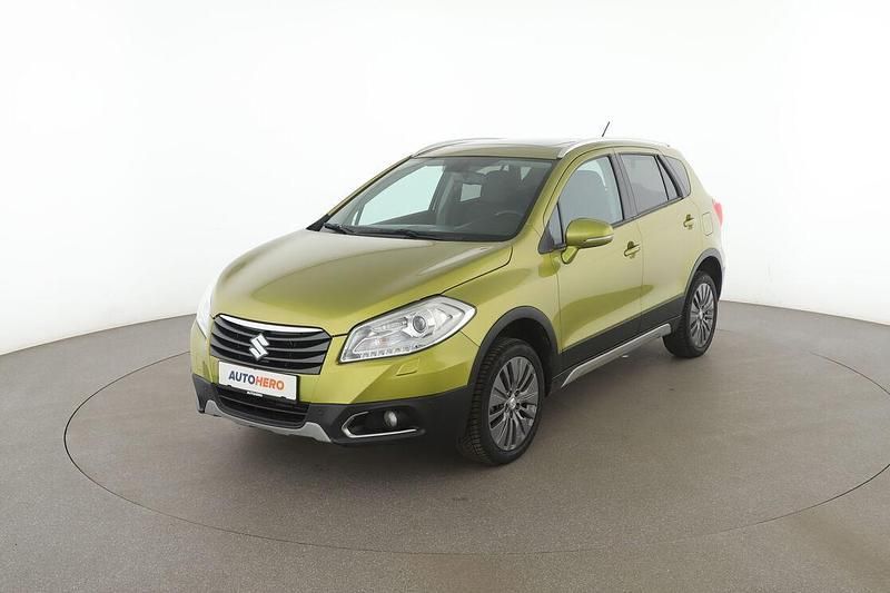 Grün Gebraucht 2014 Suzuki SX4 S-Cross Comfort SUV | 11.870 € - Bild 1/3