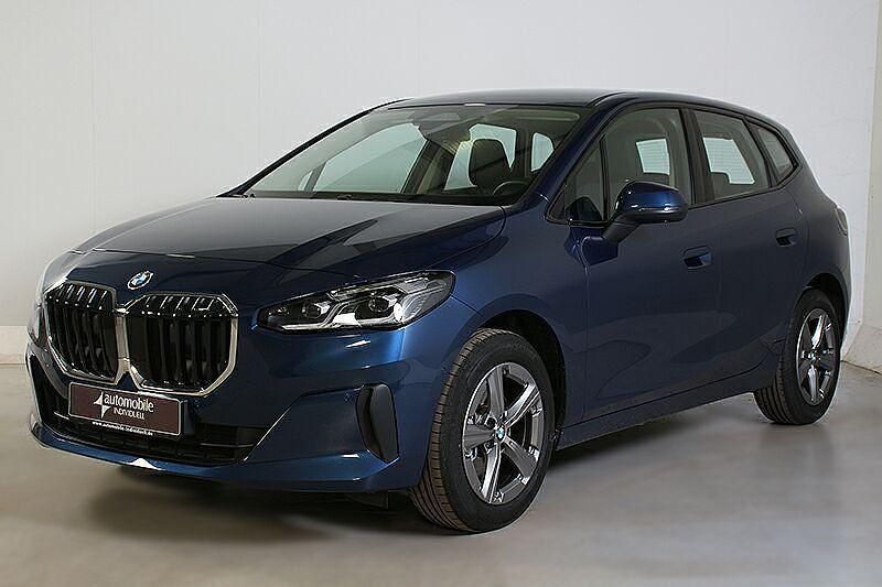 Gebraucht BMW 220 Active Tourer 170 PS (125 kW) 2024 Blau Van / Kleinbus