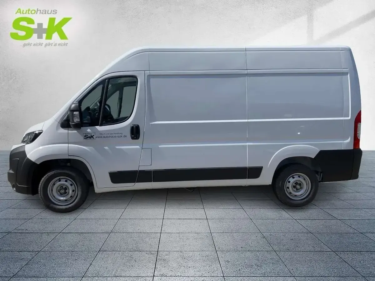 Neu Toyota Proace 140 PS (102 kW) 2026 Ice white Van / Kleinbus