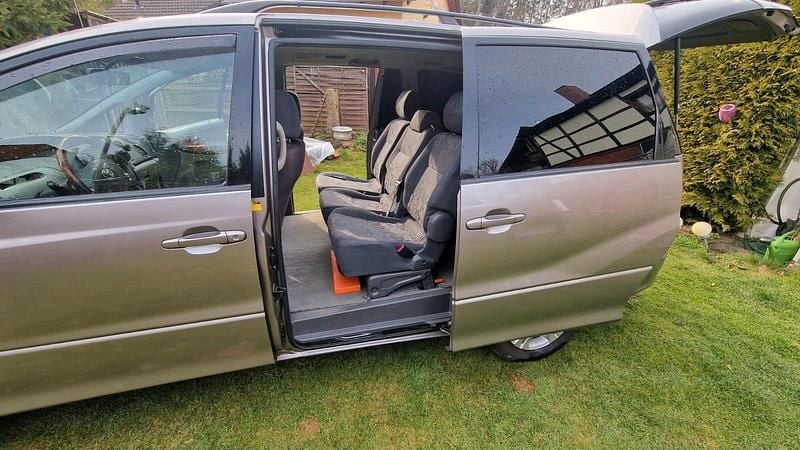 Gebraucht Toyota Previa 115 PS (84 kW) 2005 Gold Van / Kleinbus
