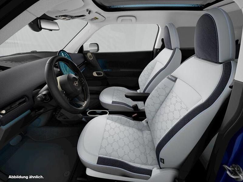 Second-hand Mini Cooper SE 160 kW (218 CP) 2025 Albastru Hatchback