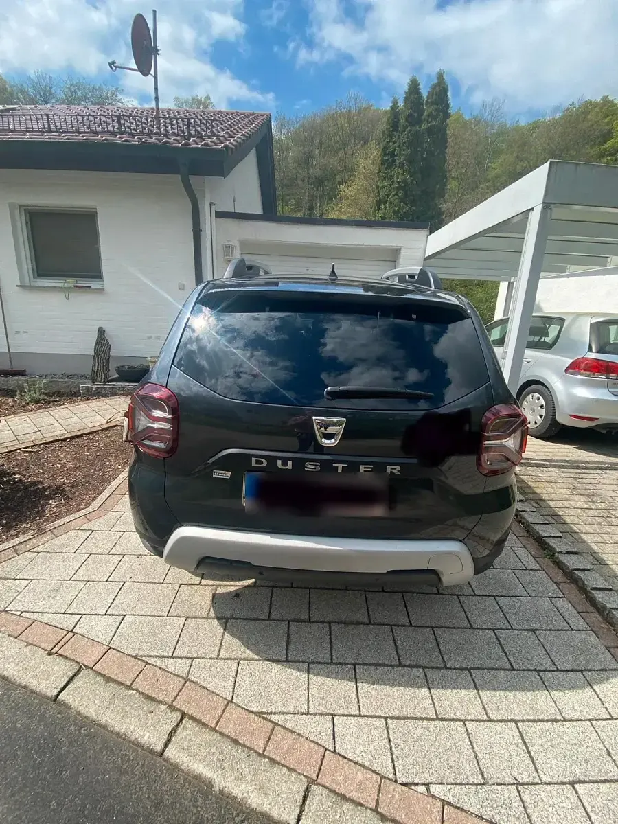 Gebraucht Dacia Duster Prestige 131 PS (96 kW) 2022 Grau SUV