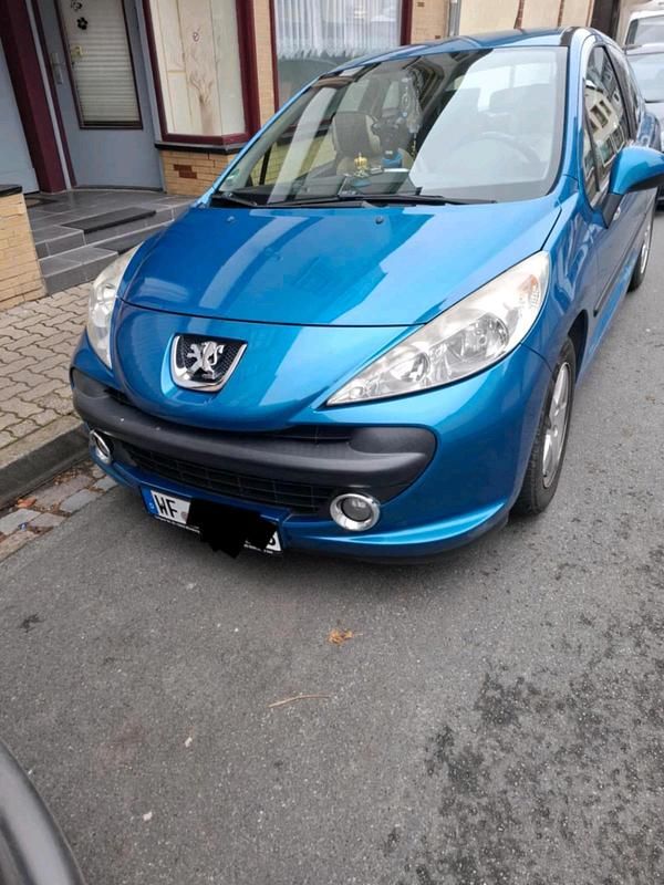 Blau Gebraucht 2008 Peugeot 207 Coupé | 3.000 € - Bild 1/4