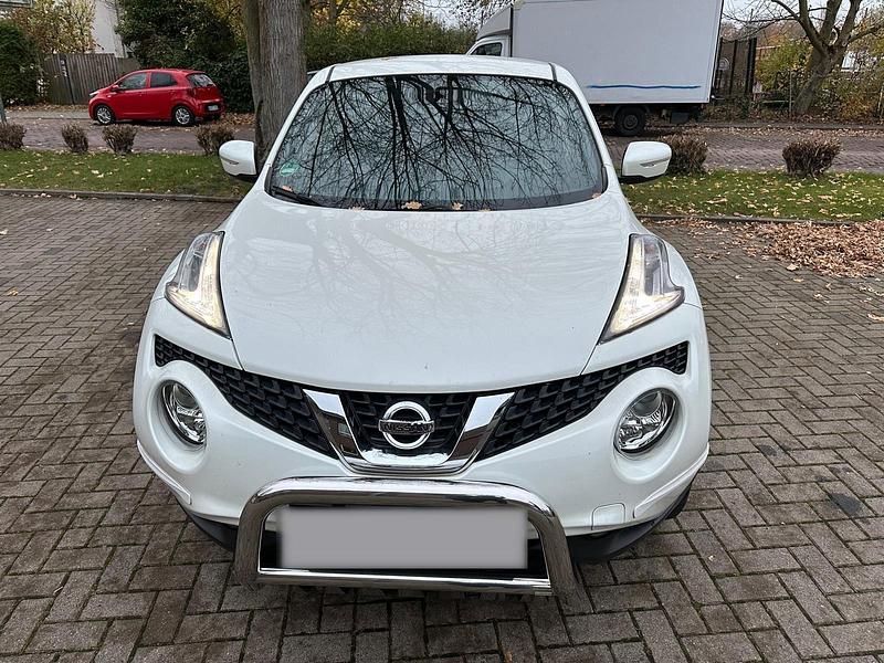 Weiß Gebraucht 2016 Nissan Juke Acenta SUV | 6.998 € (Guter Preis) - Bild 1/4