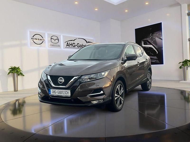 Braun Gebraucht 2019 Nissan Qashqai 360º SUV | 16.990 € (Fairer Preis) - Bild 1/4
