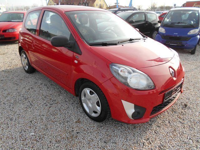 Gebraucht Renault Twingo Authentique 75 PS (55 kW) 2011 Rot Kleinwagen