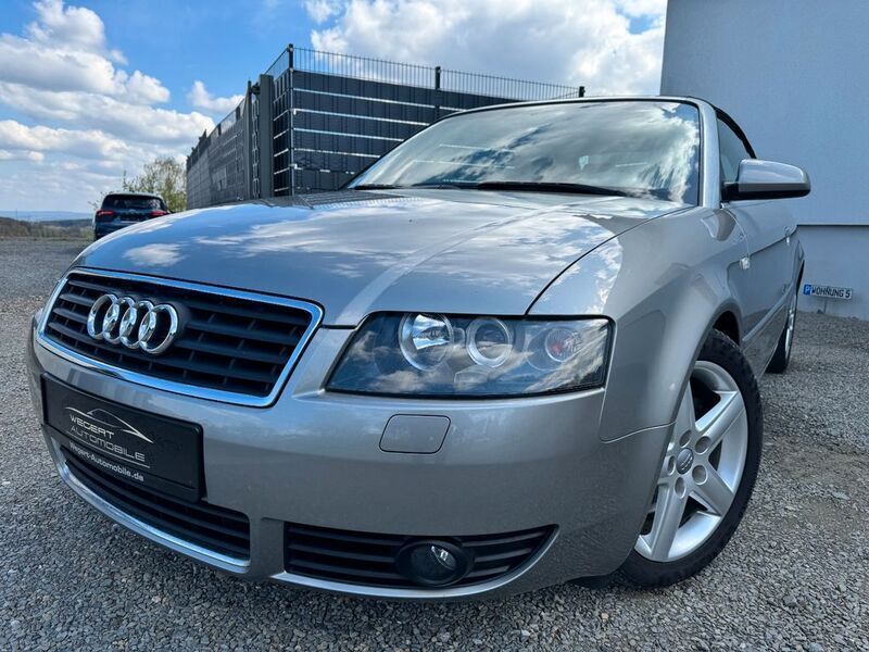 Grau Gebraucht 2002 Audi A4 Cabriolet Sport Cabrio | 4.997 € (Superpreis) - Bild 1/4