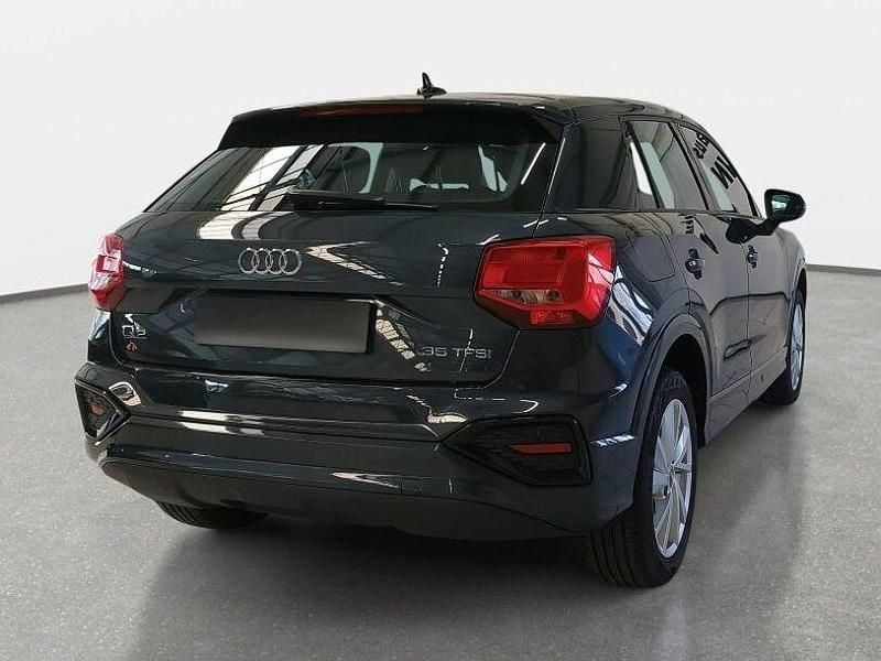 Gebraucht Audi Q2 Advanced 150 PS (110 kW) 2022 Grau SUV