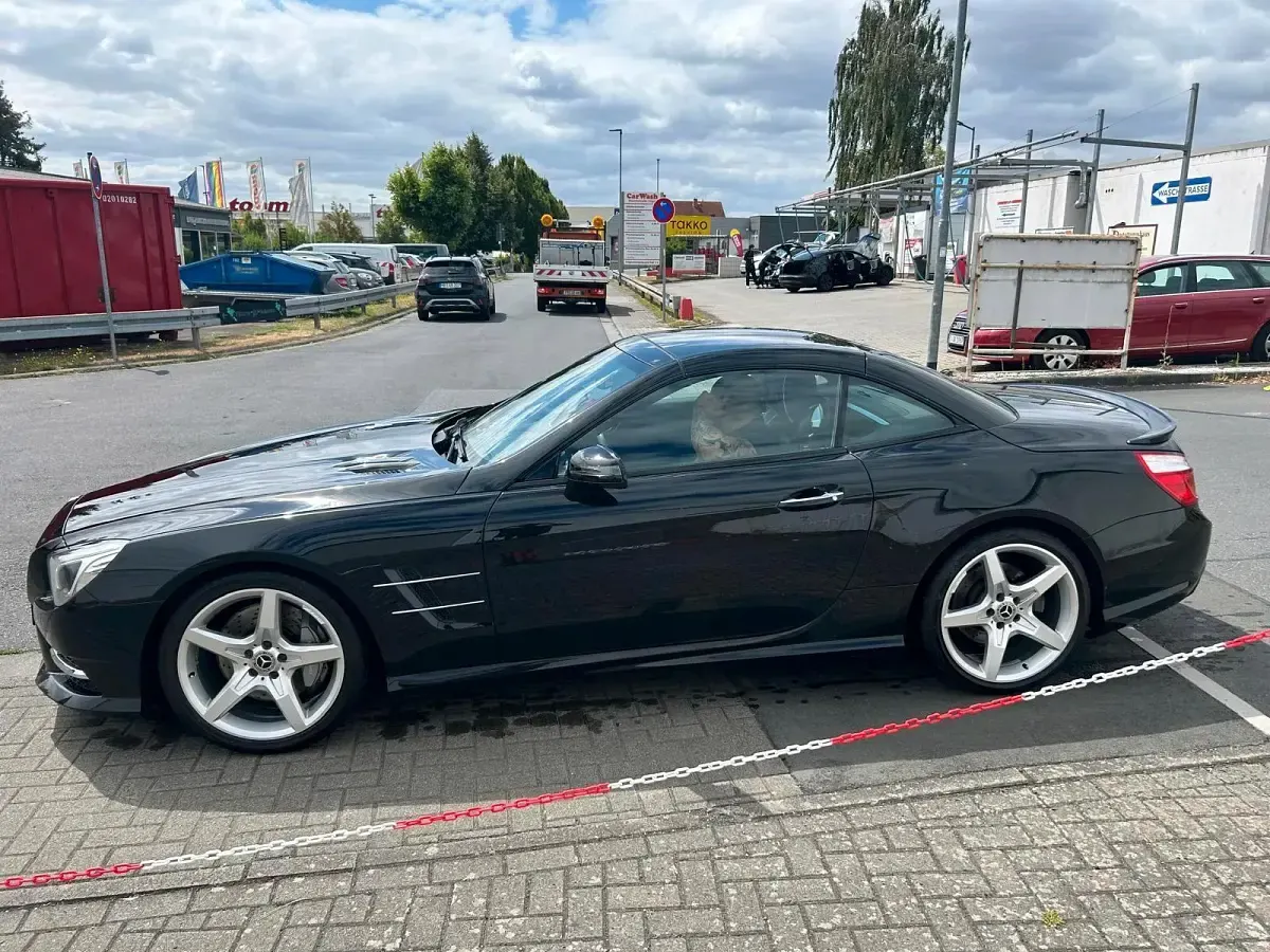 Gebraucht Mercedes SL350 306 PS (225 kW) 2013 Schwarz Cabrio