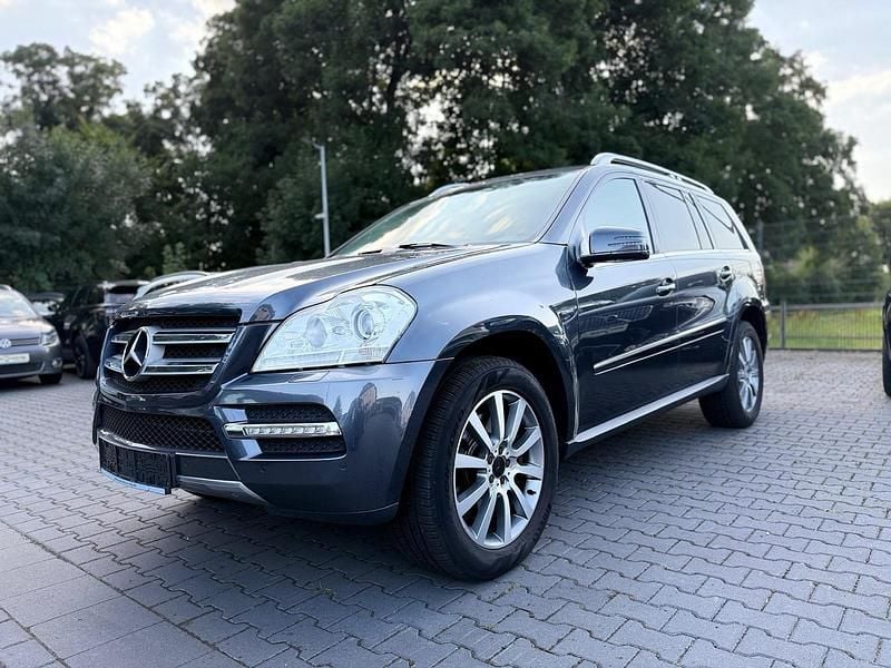 Gebraucht Mercedes GL350 265 PS (194 kW) 2011 Grau SUV