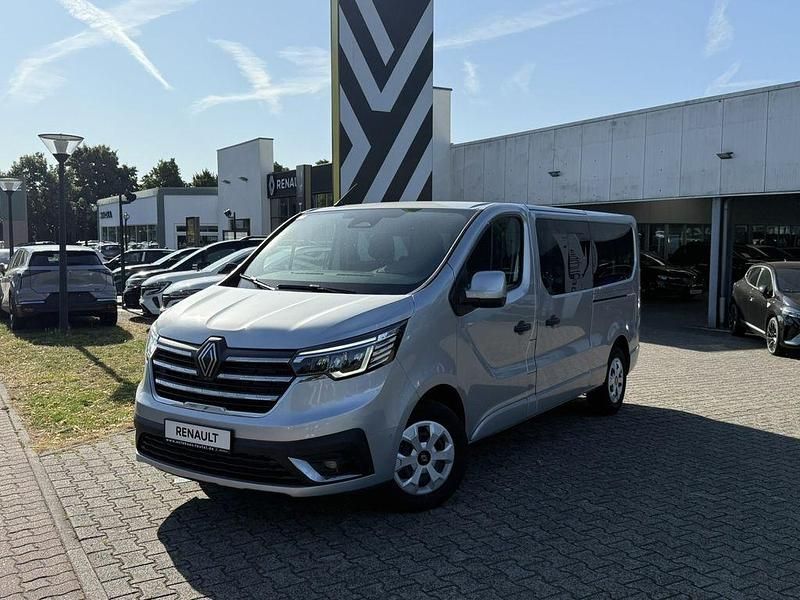 Ny Renault Trafic Evolution 150 HK (110 kW) 2025 Grå MPV