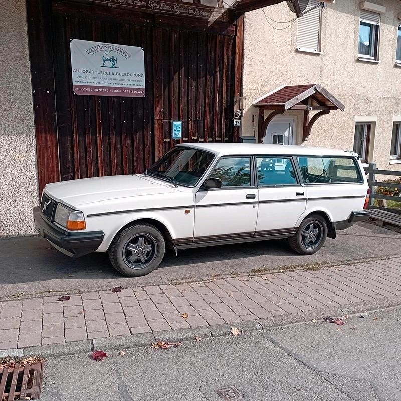 Gebraucht Volvo 245 115 PS (84 kW) 1990 Weiß Kombi