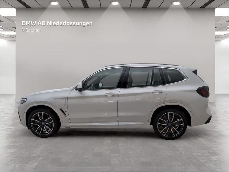 Gebraucht BMW X3 M Sport 184 PS (135 kW) 2022 Weiß SUV