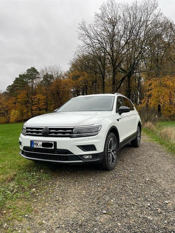 Weiß Gebraucht 2019 VW Tiguan Allspace SUV | 23.999 € (Guter Preis) - Bild 1/4