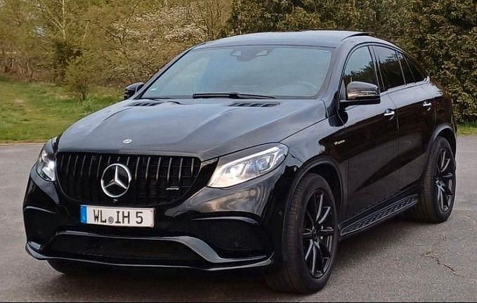 Schwarz Gebraucht 2018 Mercedes GLE63 AMG AMG SUV | 50.700 € (Fairer Preis) - Bild 1/4