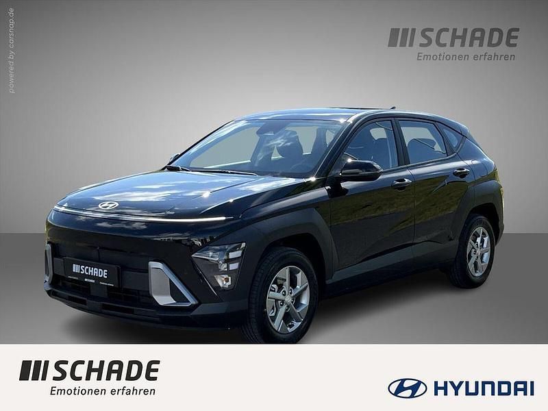Abyss black Gebraucht 2025 Hyundai Kona Select SUV | 28.750 € (Fairer Preis) - Bild 1/4
