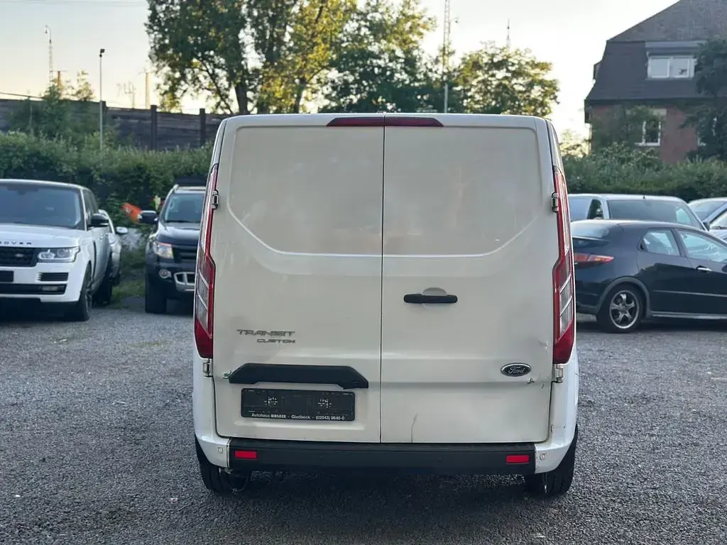 Usata Ford Transit Custom Trend 105 CV (77 kW) 2021 Bianco Monovolume
